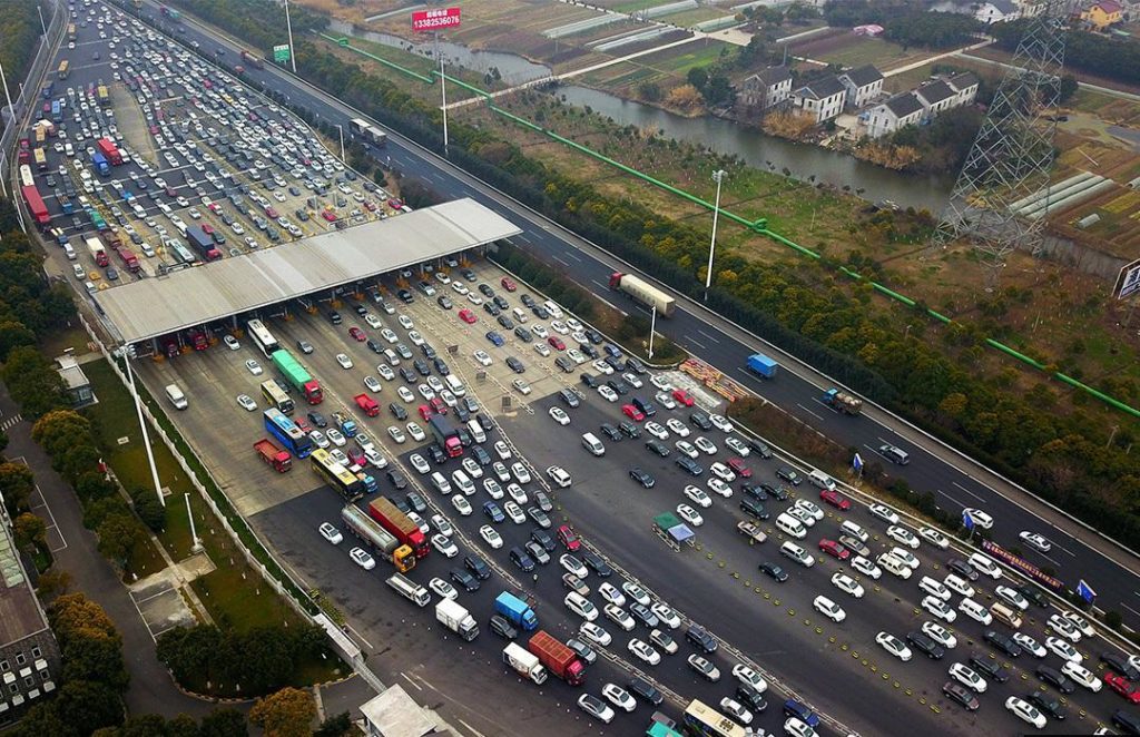 春節ラッシュ_高速道路