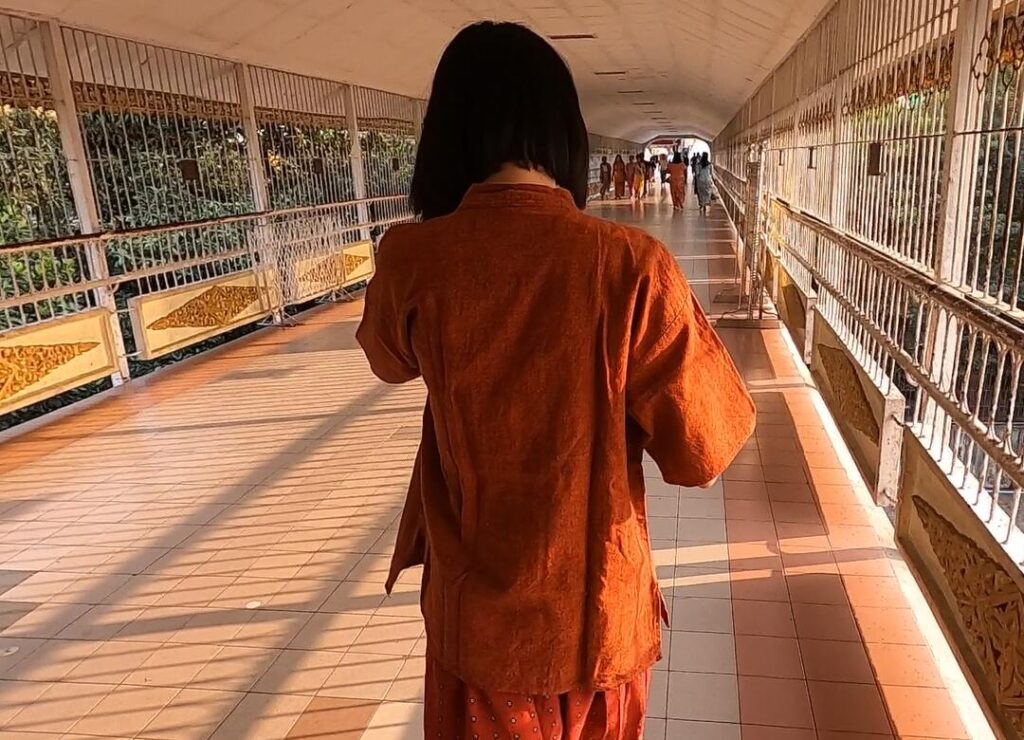 露出が少ない服装